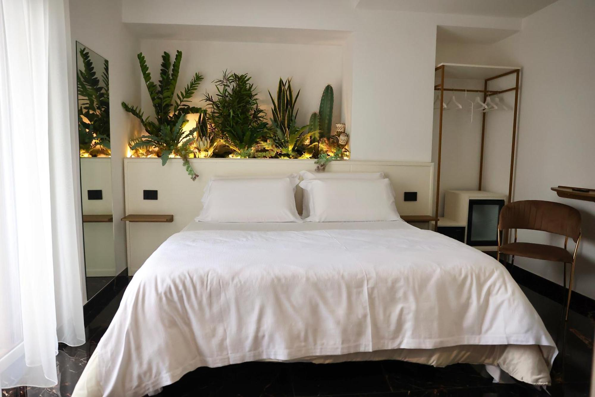 Hotel Max อาแวร์ซา ภายนอก รูปภาพ