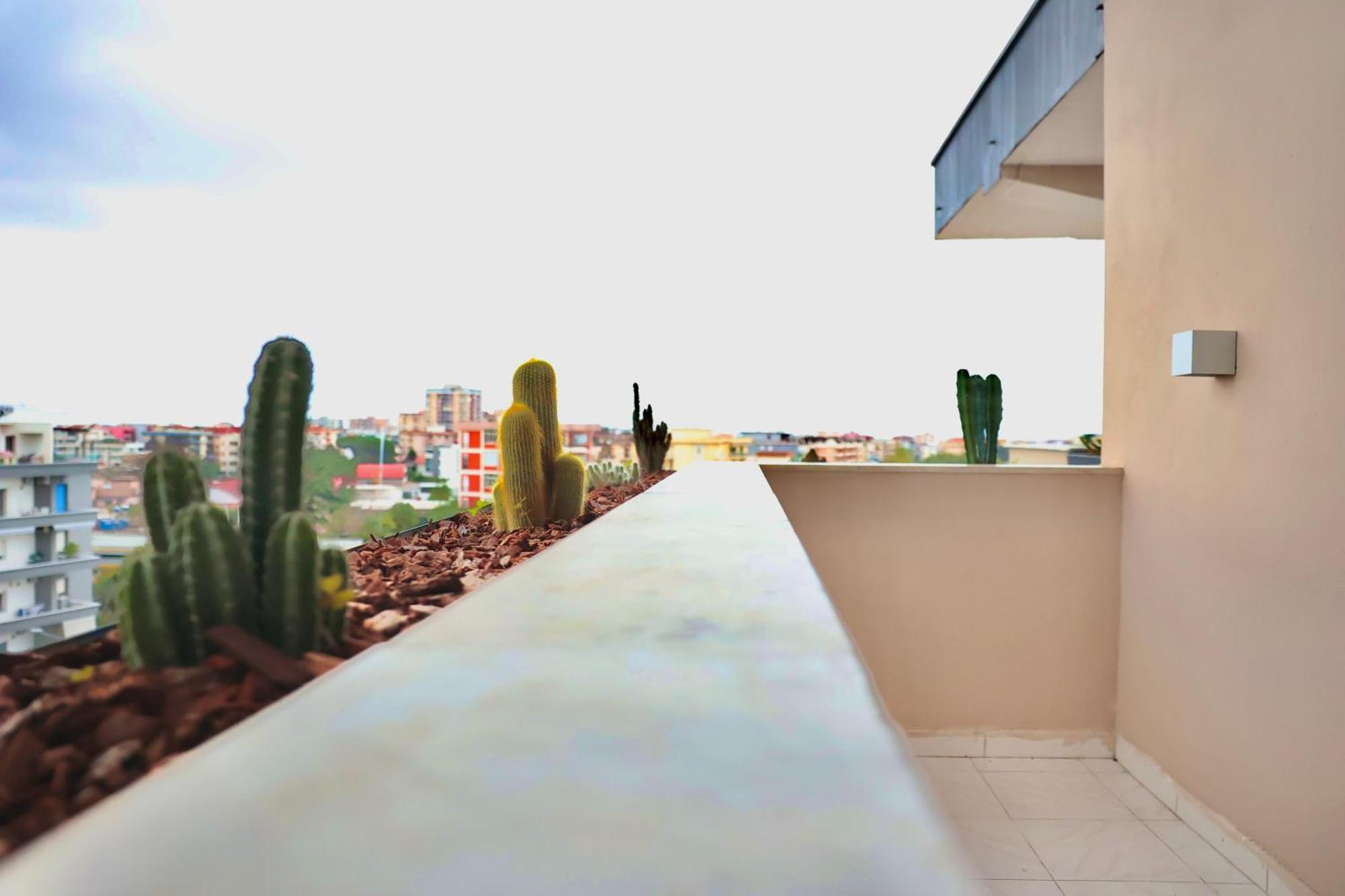 Hotel Max อาแวร์ซา ภายนอก รูปภาพ